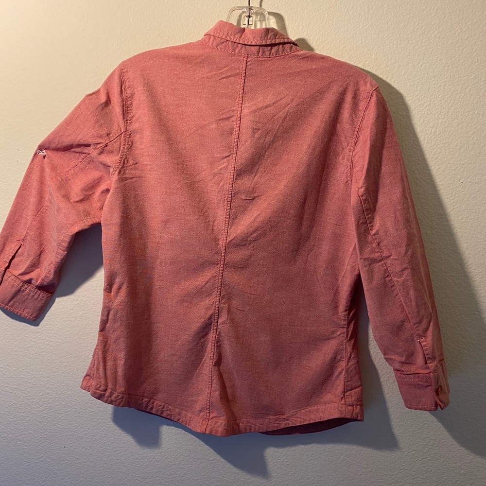 Gap women’s button down shirt